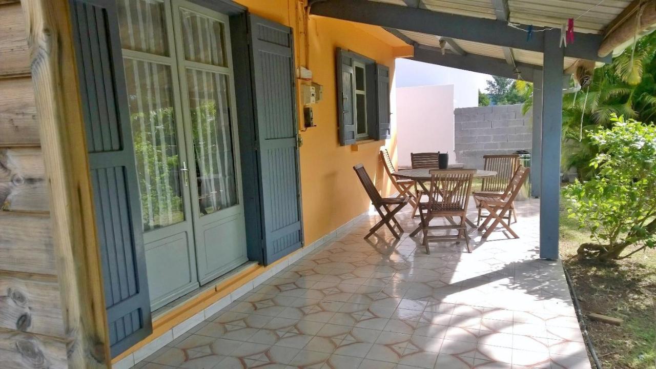 Les Bungalows Du Mont-Auban Sainte-Clotilde المظهر الخارجي الصورة